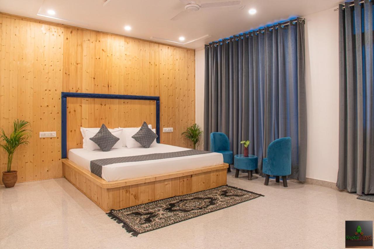 The Hillside Inn Kasauli By Exotic Stays Eksteriør bilde