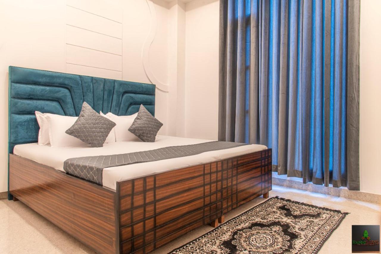 The Hillside Inn Kasauli By Exotic Stays Eksteriør bilde