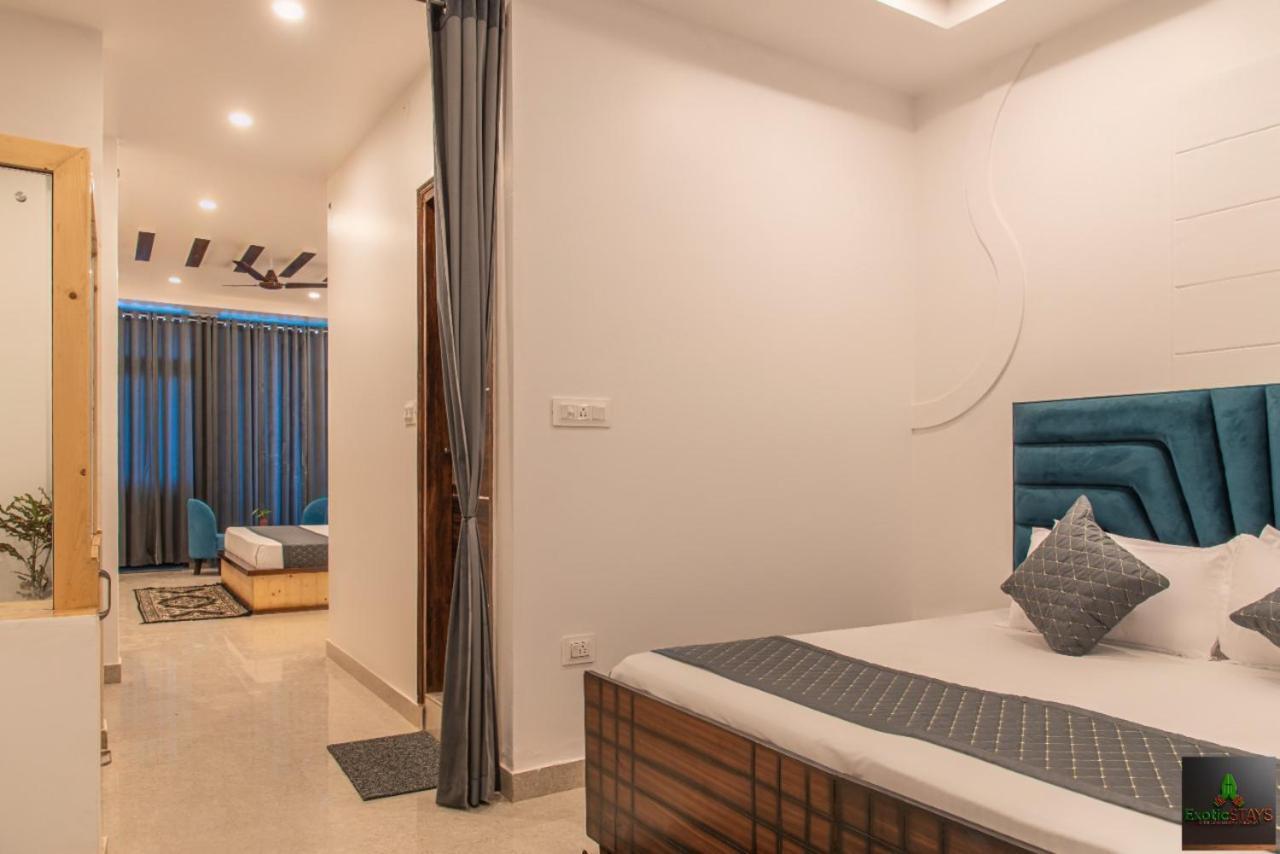The Hillside Inn Kasauli By Exotic Stays Eksteriør bilde