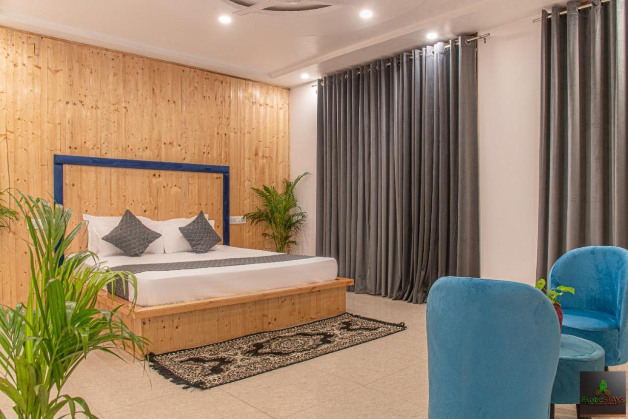 The Hillside Inn Kasauli By Exotic Stays Eksteriør bilde