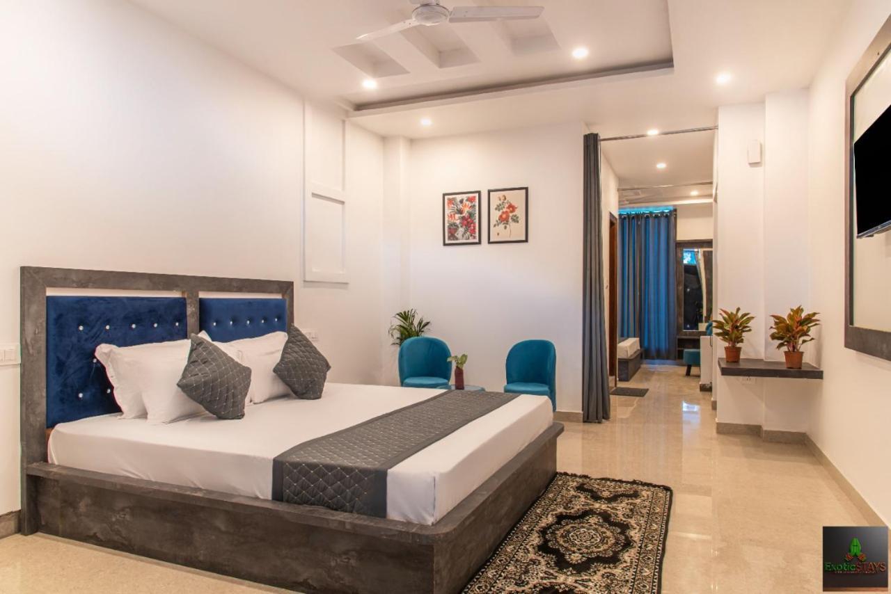 The Hillside Inn Kasauli By Exotic Stays Eksteriør bilde