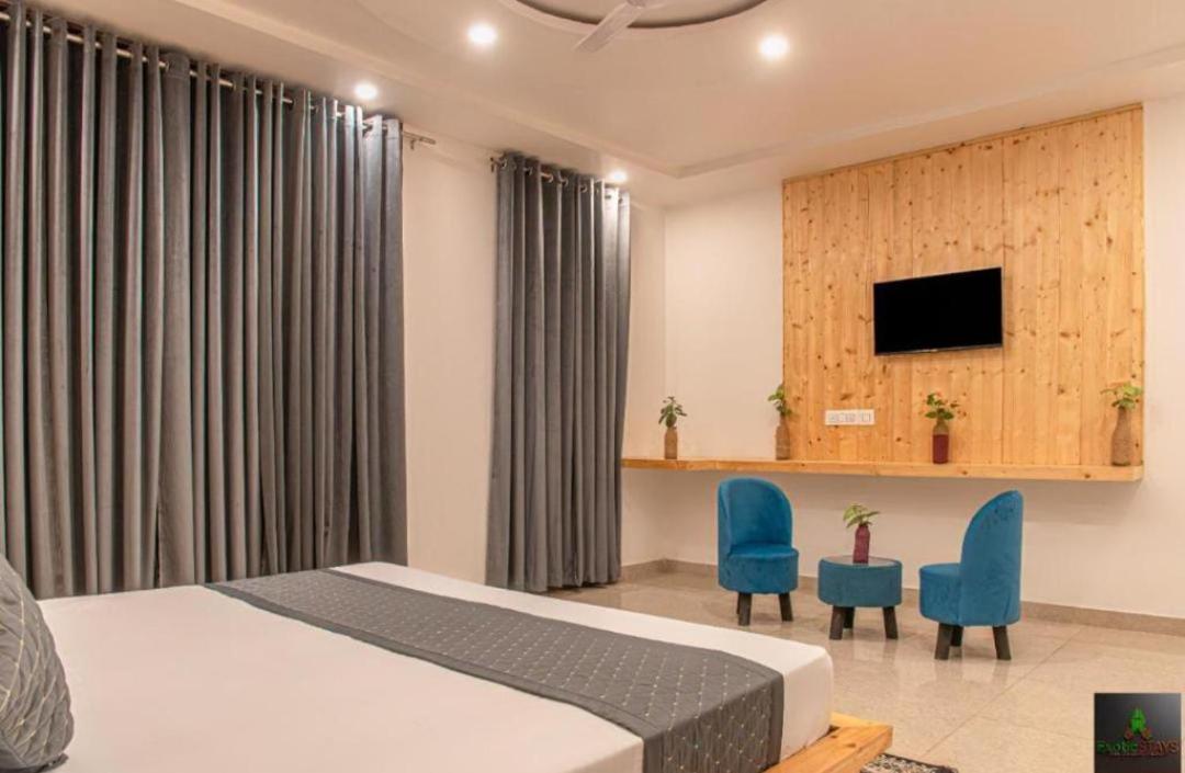 The Hillside Inn Kasauli By Exotic Stays Eksteriør bilde