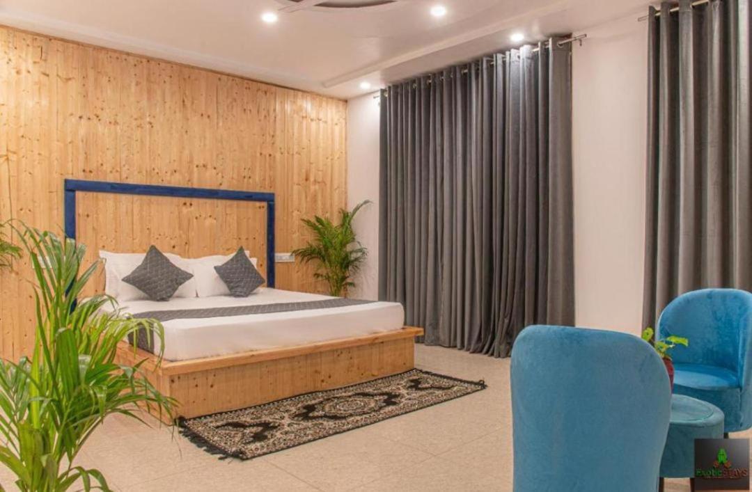 The Hillside Inn Kasauli By Exotic Stays Eksteriør bilde