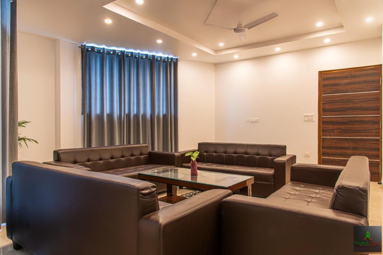 The Hillside Inn Kasauli By Exotic Stays Eksteriør bilde